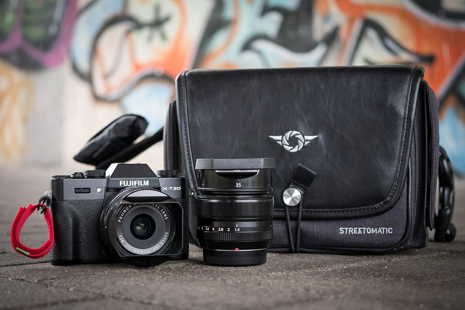 Cosyspeed CAMSLINGER Streetomatic+ camera bag for mirrorless cameras, DSLRs and Superzooms (two colours)