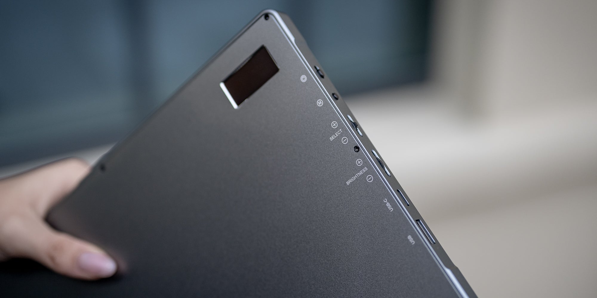 Newell RGB-W Rangha Max XL LED Light