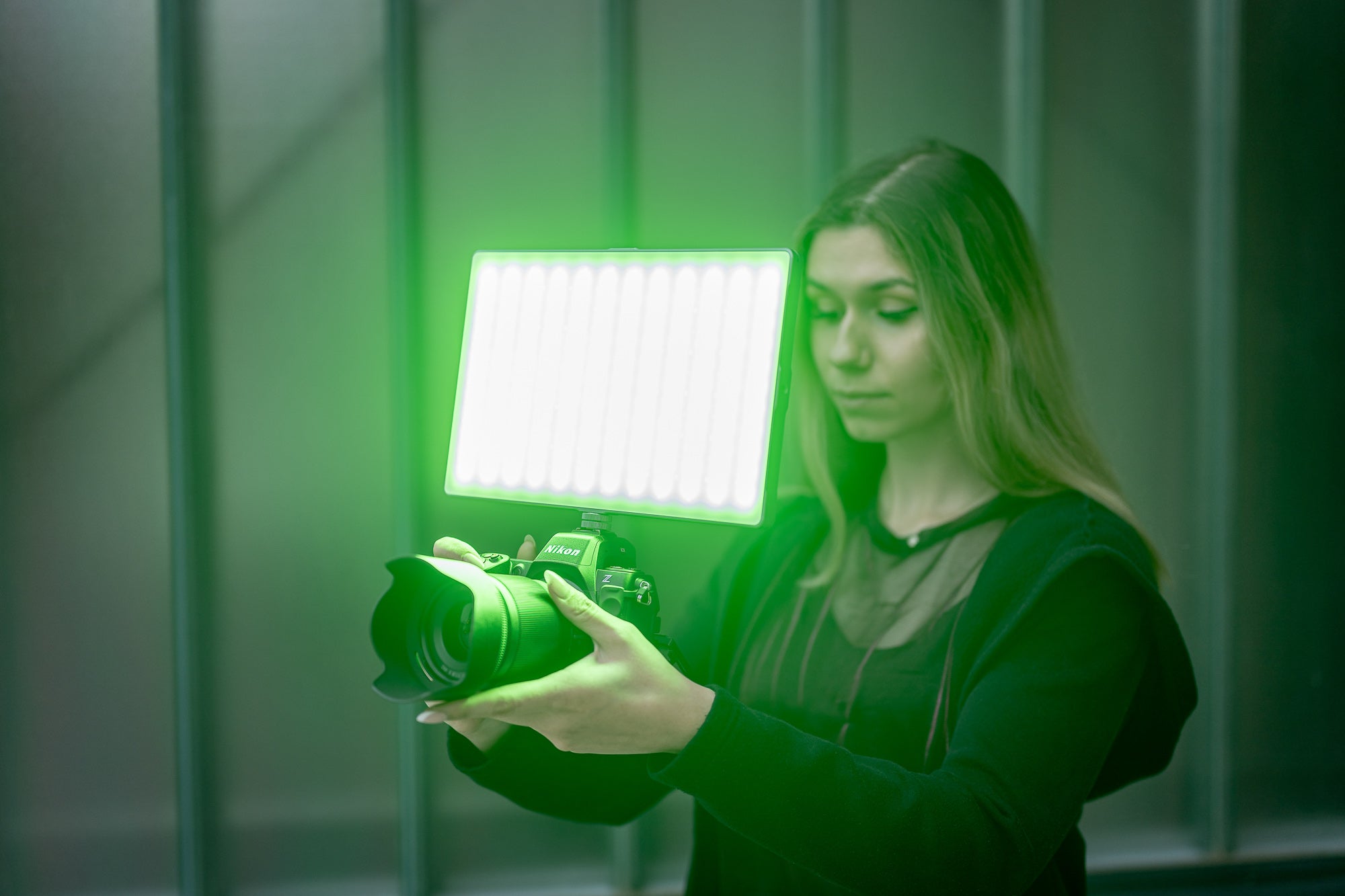 Newell RGB-W Rangha Max XL LED Light